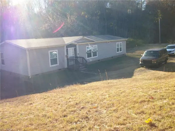 Eden, NC 27288,403 Riverside DR