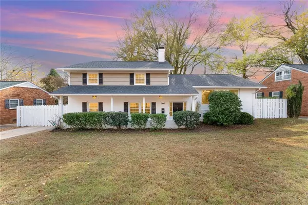 2915 New Hanover DR, Greensboro, NC 27408