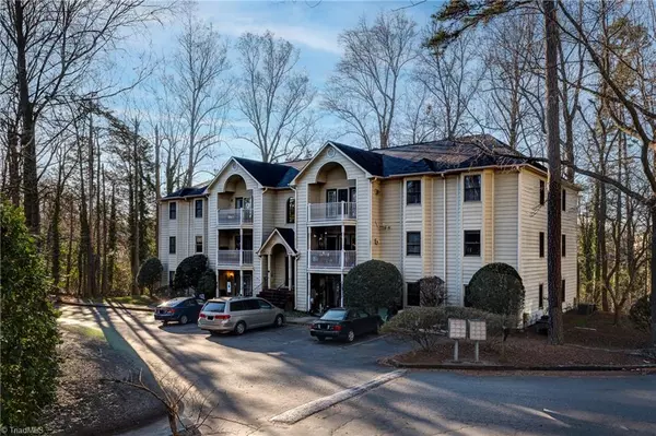 Greensboro, NC 27410,5934 Friendly AVE #K