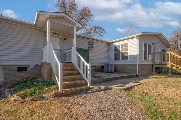 Mocksville, NC 27028,141 Sunburst LN