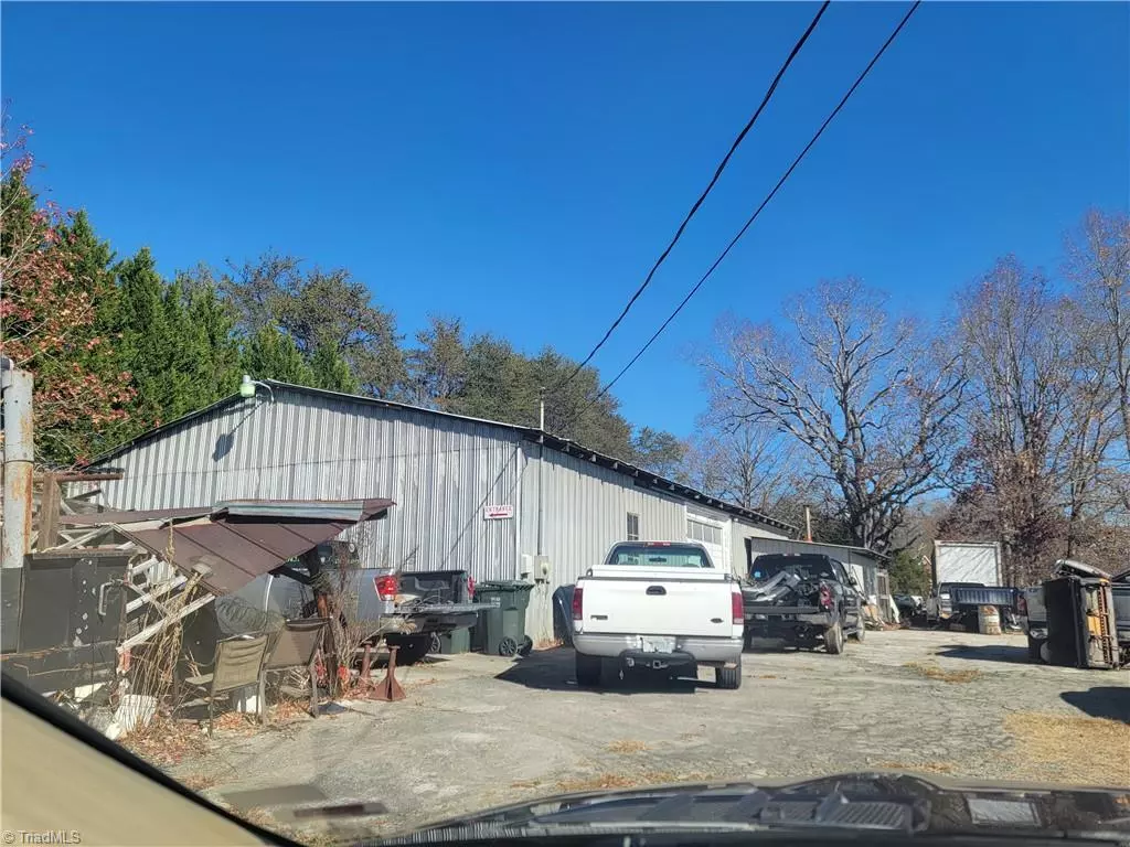 Walnut Cove, NC 27052,164 Lakeside DR