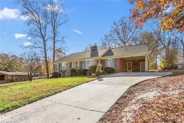 Thomasville, NC 27360,707 Willowmoore AVE