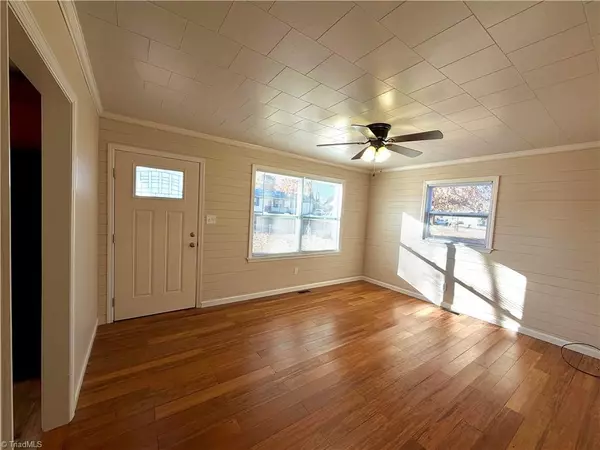 Yadkinville, NC 27055,421 Sycamore CIR