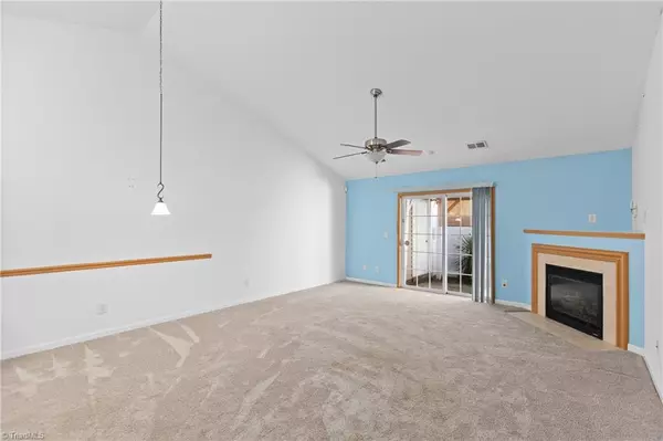 Winston-salem, NC 27127,3932 Creekside CT