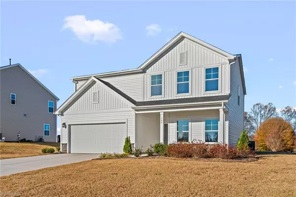 104 Palomino DR, King, NC 27021