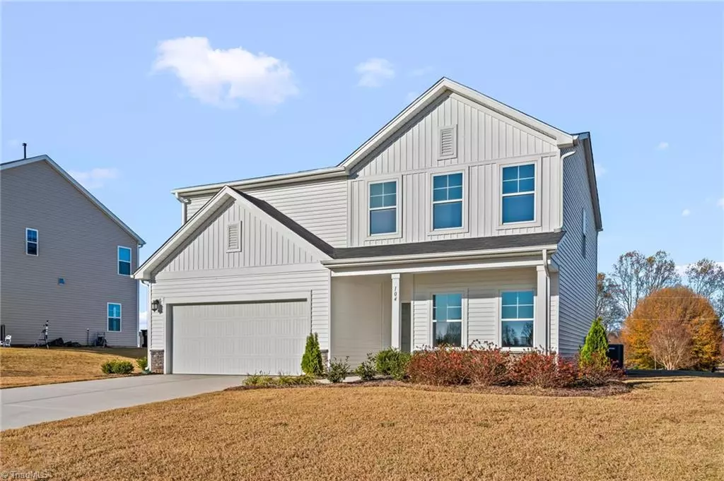 King, NC 27021,104 Palomino DR