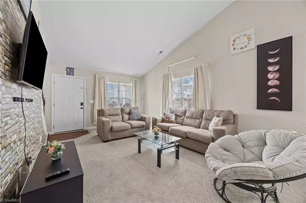 High Point, NC 27263,921 Norton ST