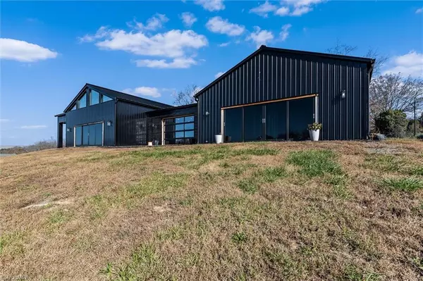 Mount Airy, NC 27030,210 Meadow Stone LN