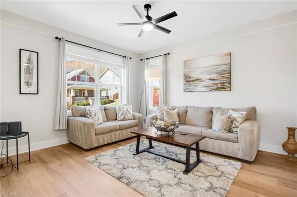 Asheville, NC 28805,11 Byrdcliffe LN