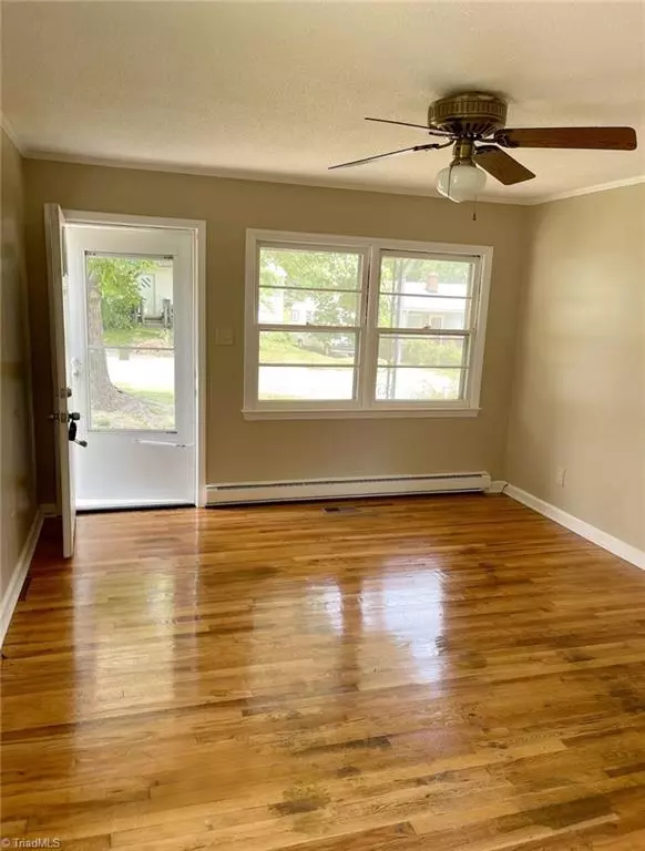 Greensboro, NC 27403,2307 Maywood ST