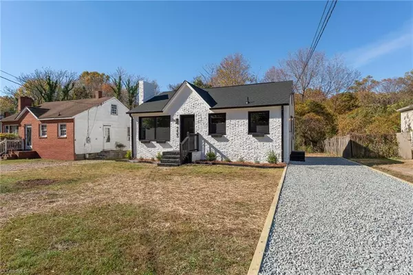 Winston-salem, NC 27106,755 Faircloth AVE