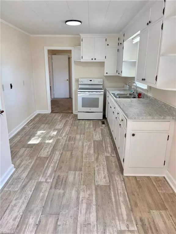 Asheboro, NC 27203,737 Britt AVE