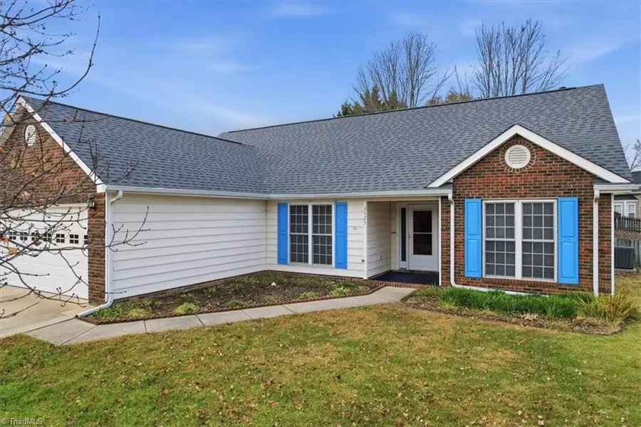 3525 Covent Oak CT, High Point, NC 27265