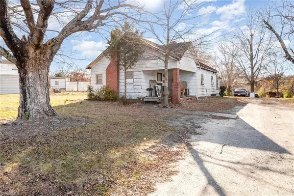 Reidsville, NC 27320,2200 US Highway 29 Bus