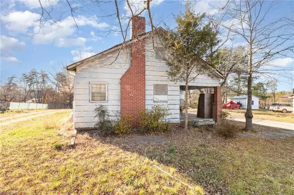 Reidsville, NC 27320,2200 US Highway 29 Bus