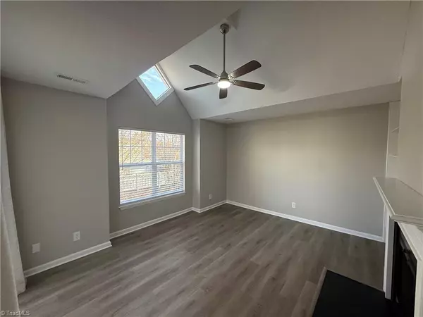 Clemmons, NC 27012,4001 Whirlaway CT #G