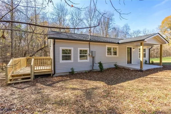 Graham, NC 27253,3115 Woods Chapel RD