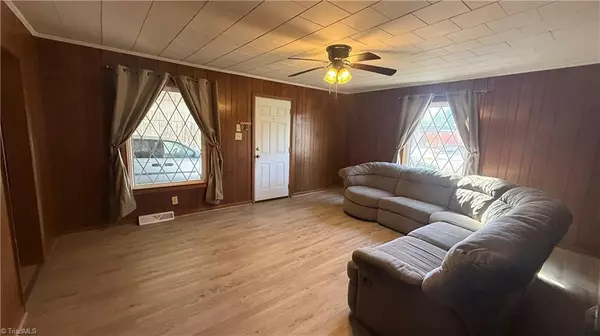 Thomasville, NC 27360,1338 Unity ST