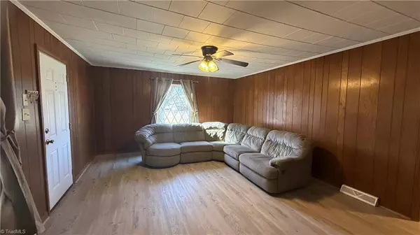 Thomasville, NC 27360,1338 Unity ST