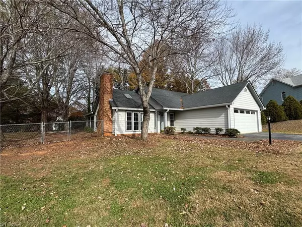 King, NC 27021,107 Hanover CT