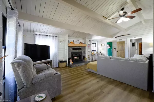 Mount Airy, NC 27030,2147 Sparger RD