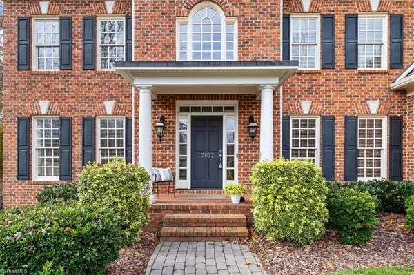 Summerfield, NC 27358,7107 Lake Henson DR