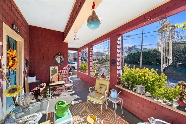 Winston-salem, NC 27101,829 W 6th ST