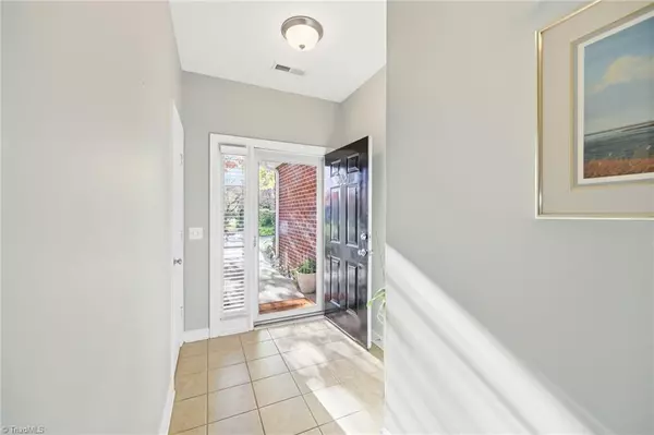 Winston-salem, NC 27127,2021 Salisbury SQ