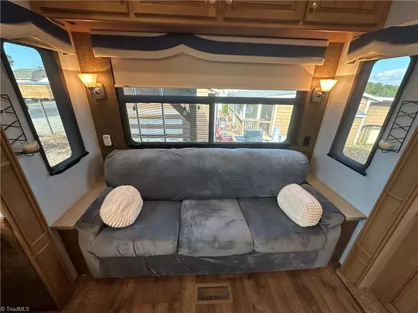 New London, NC 28127,108 Grand View DR