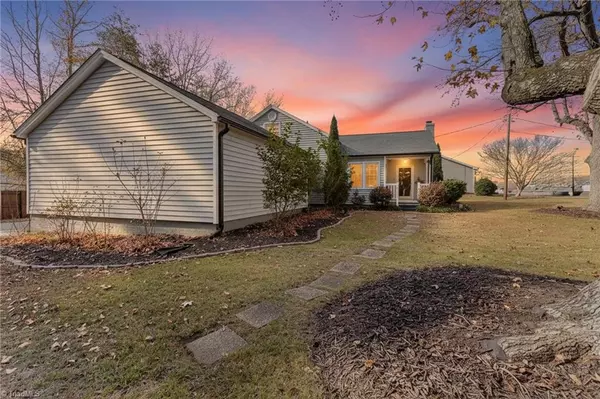 Burlington, NC 27205,2712 Peachtree ST