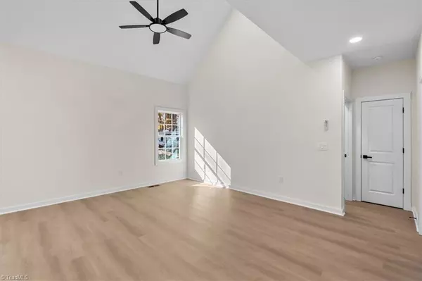 Winston-salem, NC 27107,447 Lynnhaven Park DR