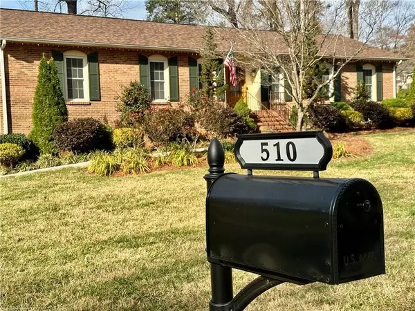 Clemmons, NC 27012,510 Merrybrook CT