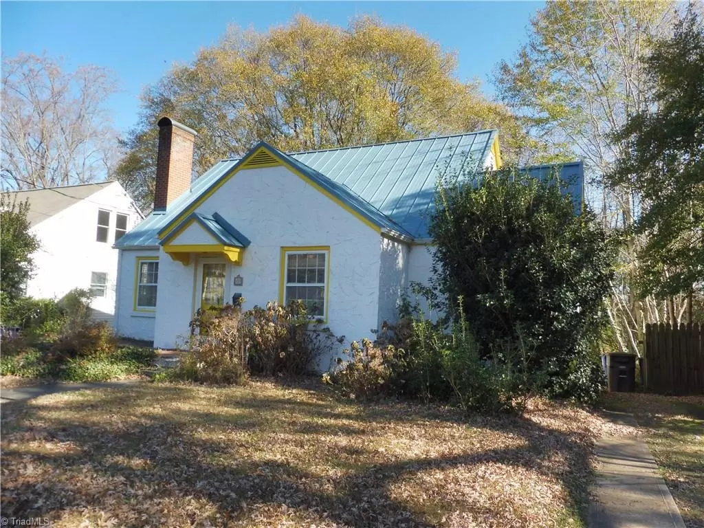 Winston-salem, NC 27103,819 Madison AVE