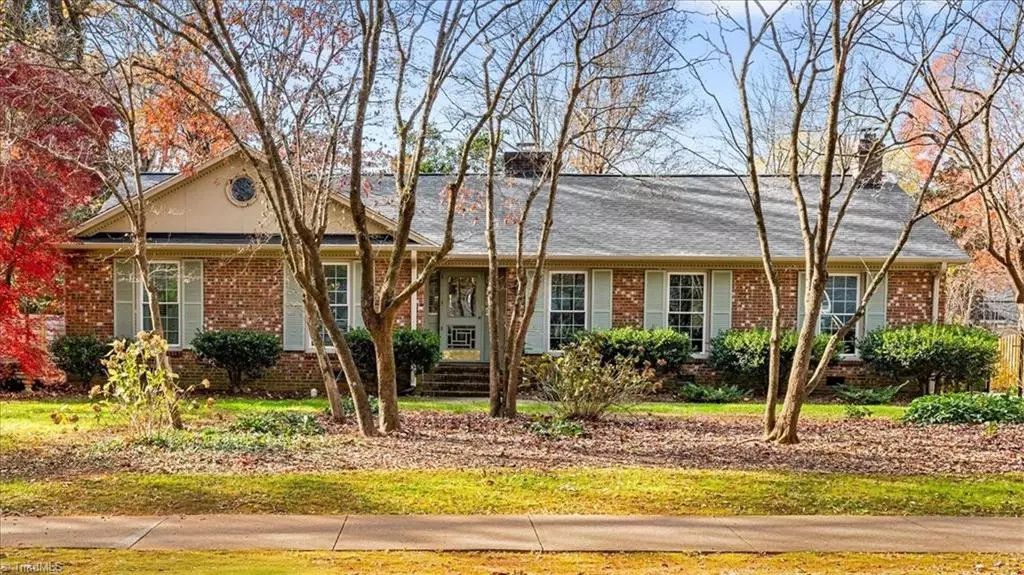 Greensboro, NC 27408,3011 Round Hill RD