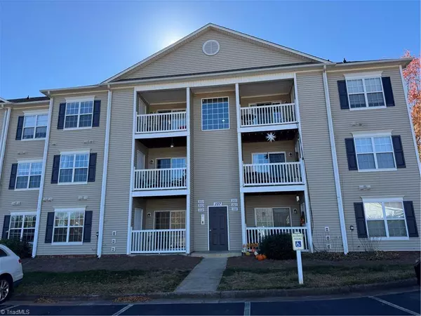 Advance, NC 27006,107 Oak Wind DR #102