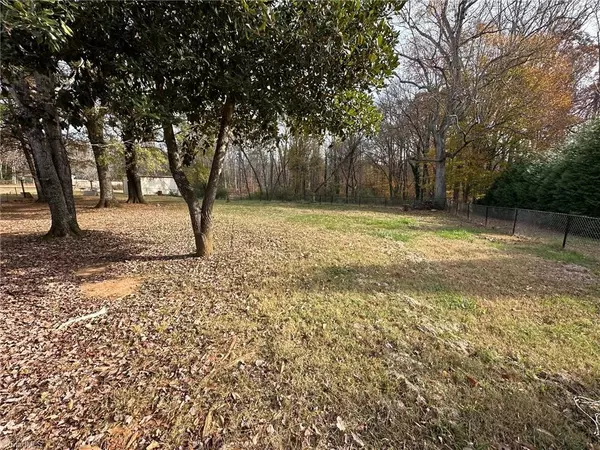 Lewisville, NC 27023,865 Lewisville Vienna RD