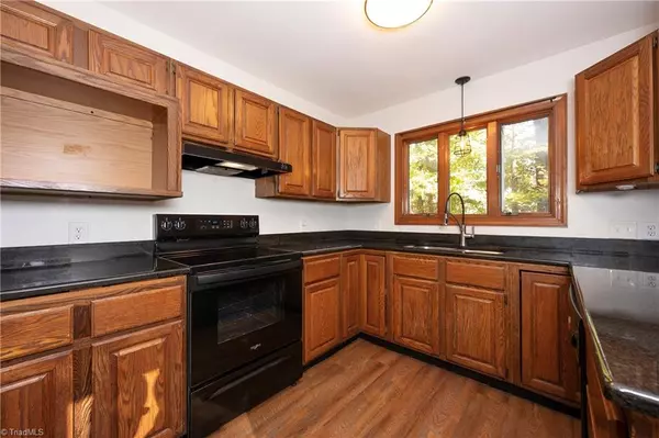 Winston-salem, NC 27106,1138 Edgebrook DR