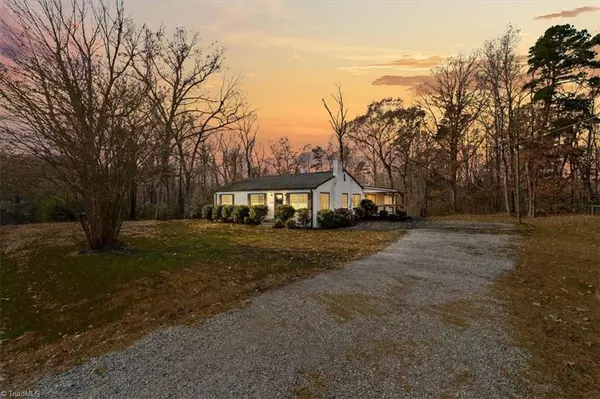 Seagrove, NC 27341,6342 Maple Springs RD