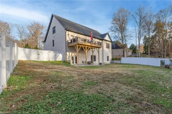 High Point, NC 27265,3827 Edgewater ST