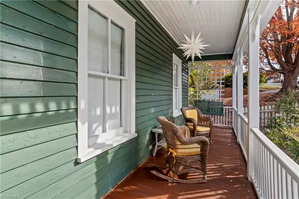 Winston-salem, NC 27101,415 W Poplar ST