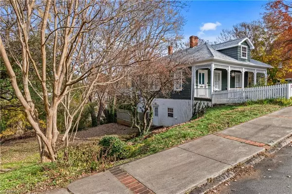 Winston-salem, NC 27101,415 W Poplar ST