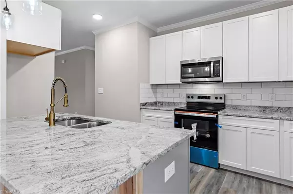 Winston-salem, NC 27103,2322 Summerlin ST