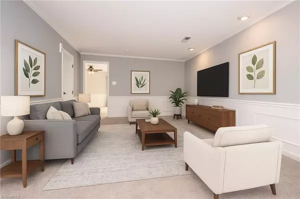 Winston-salem, NC 27104,5314 Summit Heights DR