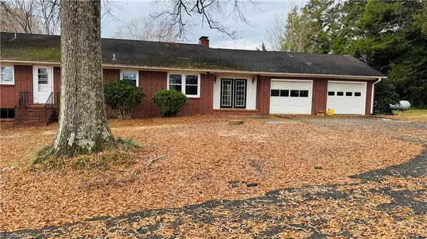 Winston-salem, NC 27106,4905 Murray RD