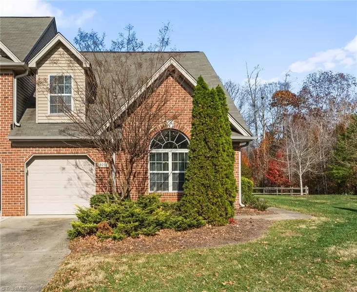 3057 Renaissance Pkwy, Jamestown, NC 27282