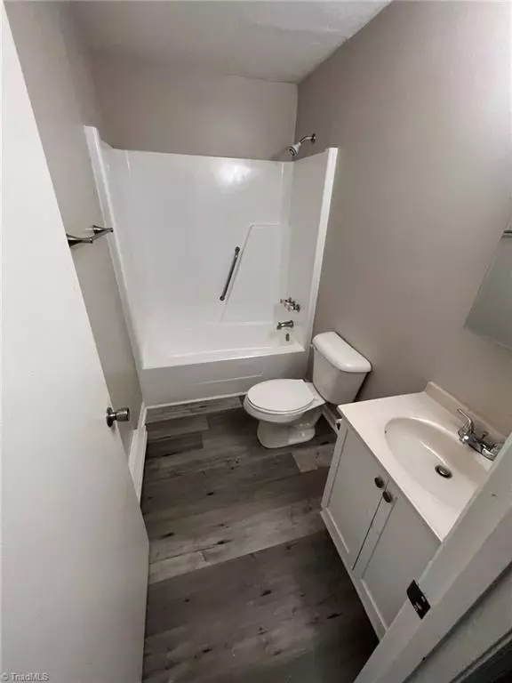 Thomasville, NC 27360,216 Church ST #4