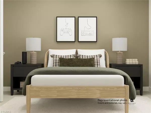 Winston-salem, NC 27104,5621 Hydrangea ST