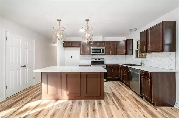 Winston-salem, NC 27107,2655 Shieldale DR