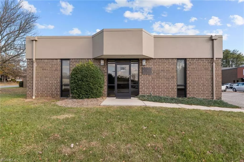 Greensboro, NC 27407,3709 Alliance DR #C-1