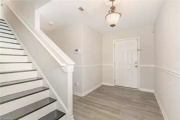 Burlington, NC 27217,284 Donelson WAY